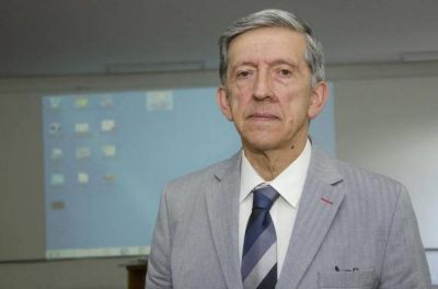 Armando Caro Figueroa: �Hoy, sin estabilidad, la flexibilizaci�n laboral ser�a da�ina para los trabajadores�