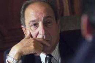 "Encabec� un poder insospechadamente independiente"