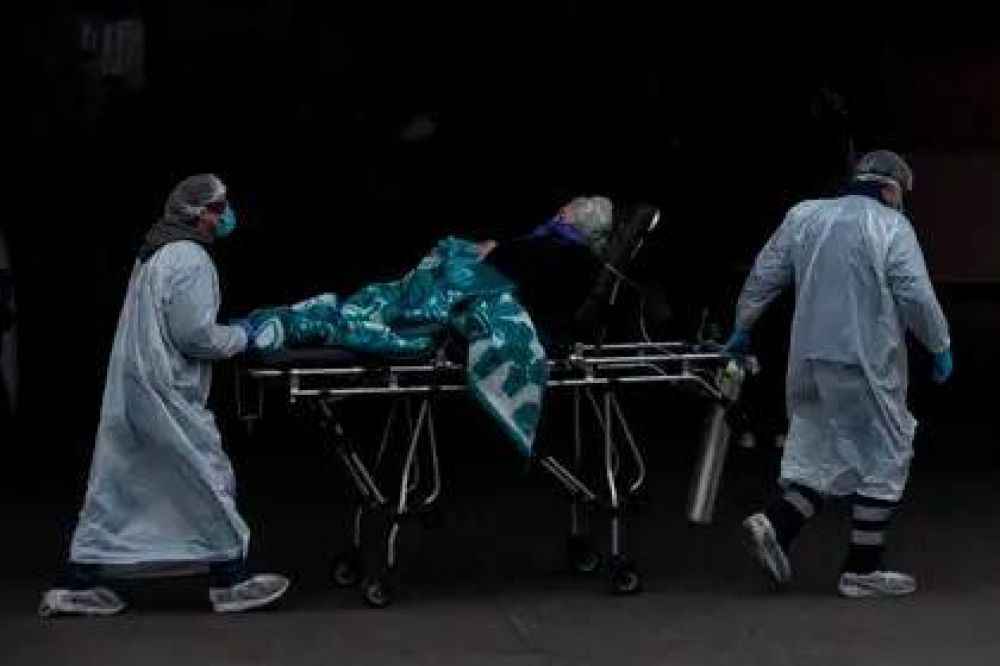 Un hospital chileno colaps por falta de camas para pacientes de coronavirus en estado crtico: Estoy eligiendo, que Dios me ilumine