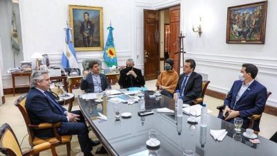 El bloqueo a la Villa Azul por los casos de coronavirus gener� diferencias en el Gobierno y en los movimientos sociales