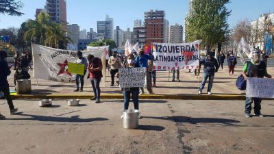 Lomas: agrupaciones reclamaron por alimentos en los comedores