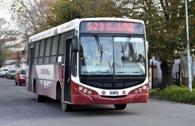 Lo que le faltaba a Montenegro� !Sali� a pedir subsidios para los empresarios del transporte!