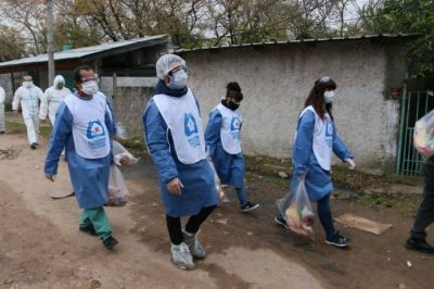 Jornada solidaria en Villa Azul 