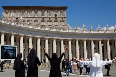El papa Francisco pidi� trabajar contra la �pandemia de la pobreza� y avanzar hacia una sociedad m�s equitativa