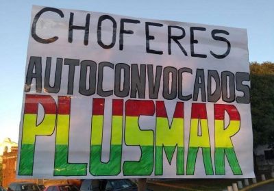 Reclamo: trabajadores de Plusmar vuelven a marchar por los salarios adeudados