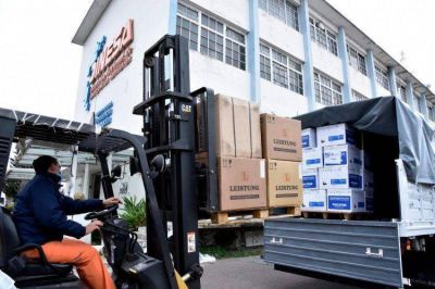 El Ministerio de Salud de la Naci�n entreg� 100 respiradores a la Ciudad