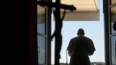 En Pentecost�s se renueva la conciencia de que el Esp�ritu Santo habita en nosotros