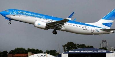 Suspensiones en Aerolíneas Argentinas: en el sector temen un “efecto contagio”