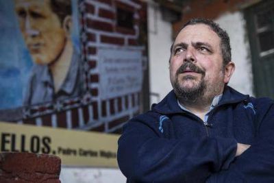 Un sacerdote de la Villa 31 de Retiro contagiado de Covid-19