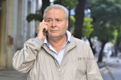 En Salto, el intendente aplica un operativo cerrojo ante el aumento casos de coronavirus en la regi�n