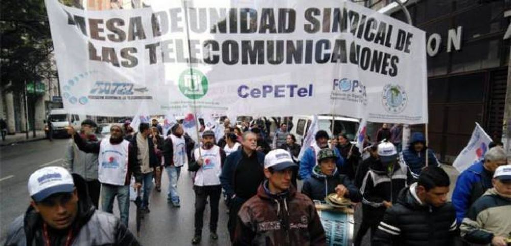 Gremios telefnicos cuestionaron a Telecom y anunciaron que negociarn por empresas separadas