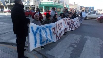 Jubilados de YCF plantearon inquietudes y desde el PAMI les respondieron cada punto