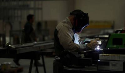 El empleo registrado sufri� en abril la mayor baja de los �ltimos 18 a�os y se proyecta un pr�ximo trimestre muy contractivo