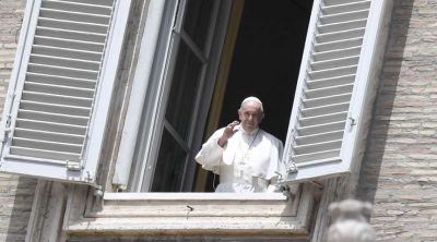 Esta es la oraci�n que el Papa recita sobre la devoci�n al Sagrado Coraz�n de Jesucristo