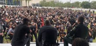 Cat�licos de Florida se unen a l�deres cristianos en caminata pac�fica en honor a G. Floyd
