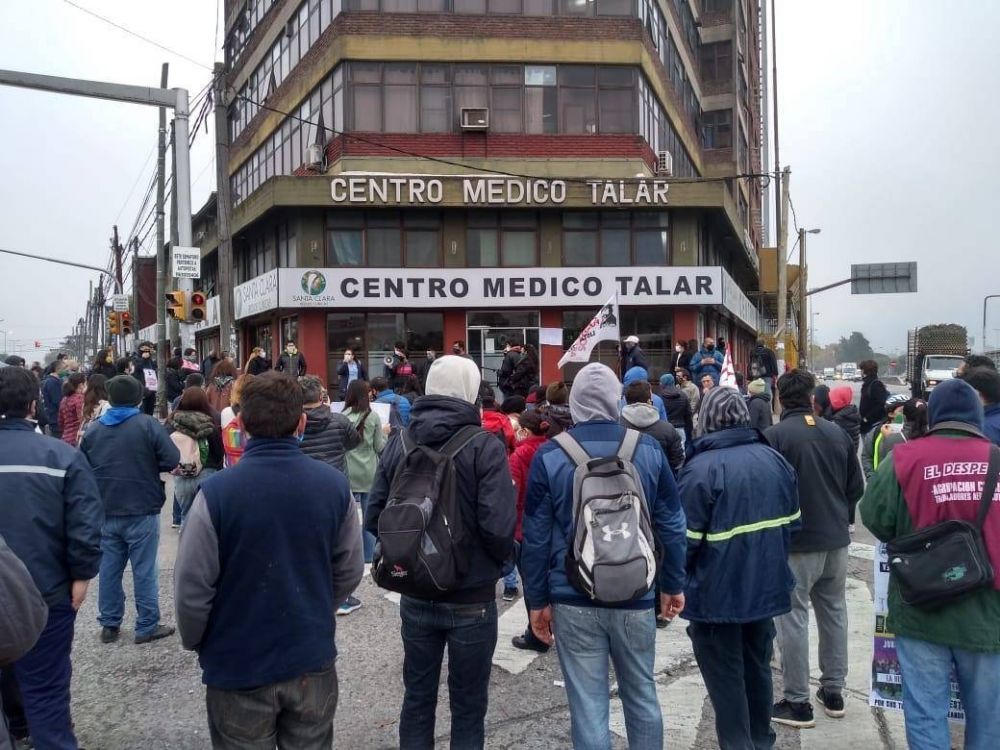 Pacheco: Trabajadores del Centro Mdico Talar protestaron por ms de 20 casos de coronavirus