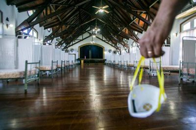 La Provincia eval�a el uso de los hospitales de campa�a, mientras crecen los contagios