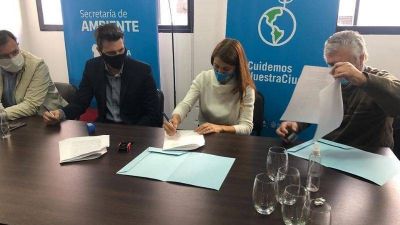 Firman convenios para erradicar micro y macro basurales en C�rdoba