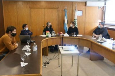Acuerdo entre el Mercado Central y el Ministerio de Desarrollo por pol�ticas alimentarias para los Bonaerenses
