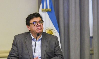 Moroni aclar� que los despidos est�n prohibidos y que la doble indemnizaci�n rige para despidos indirectos