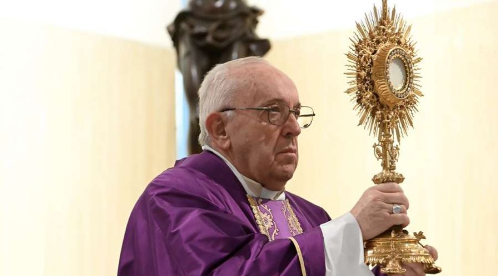 Corpus Christi: Papa Francisco vuelvan al Se�or en la Adoraci�n y en la Misa