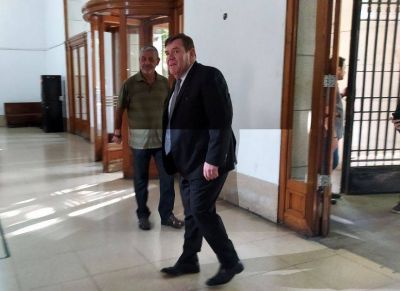Ajuste: el gobierno oficializ� el recorte en las horas extras