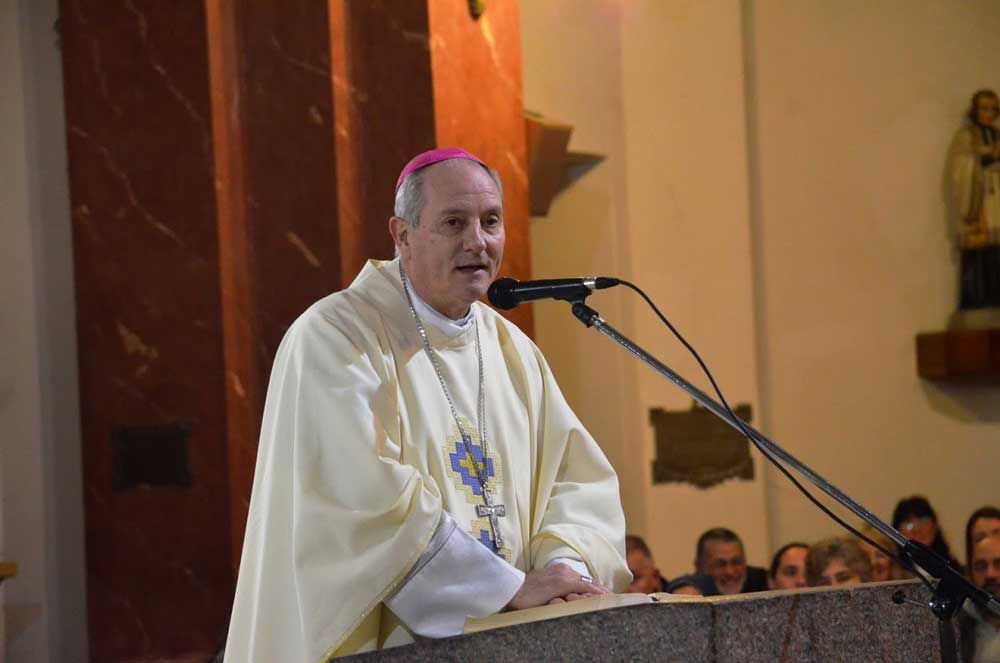 Lomas: se multiplica la solidaridad con el Obispo Lugones, vctima de espionaje ilegal