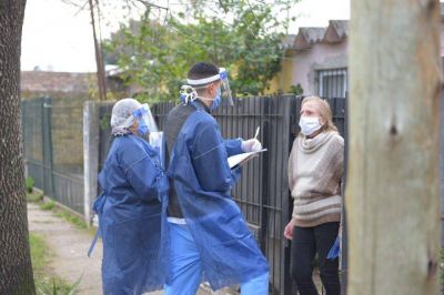 Se llev� adelante un operativo de b�squeda de casos de Coronavirus en el Barrio Villa Evita de Ituzaing�
