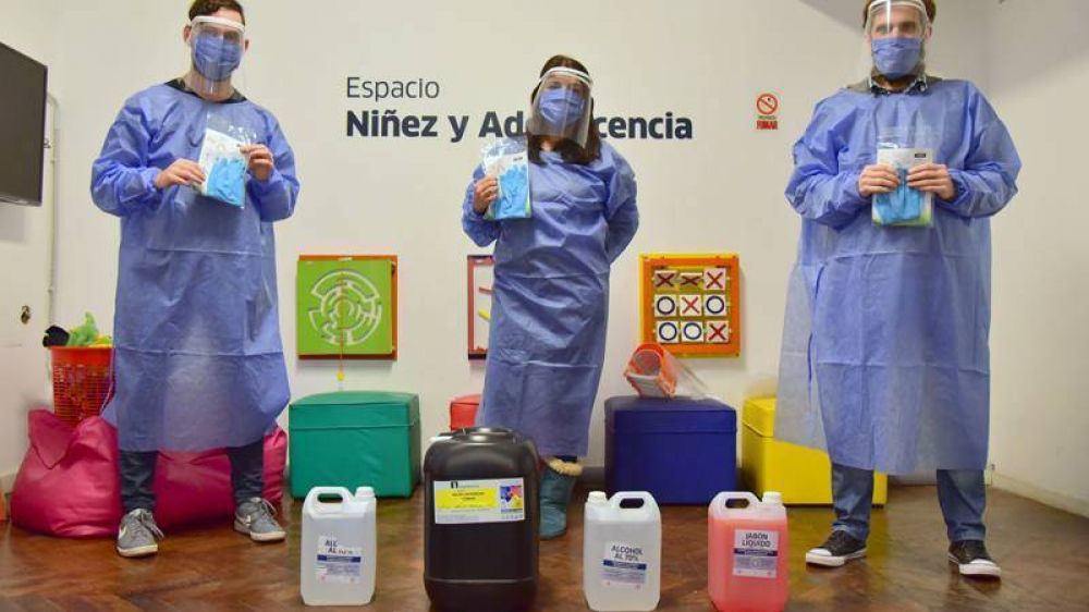 Junto a las empresas, el Municipio entrega kits de higiene y seguridad a hogares de San Martn