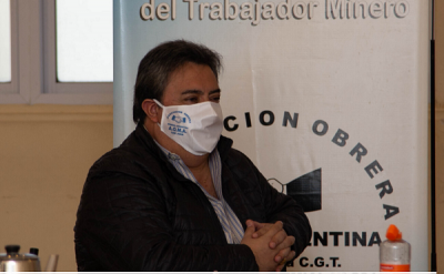 El l�der local de la CGT se reuni� con AOMA