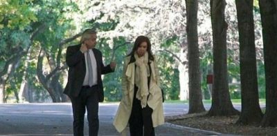 El fuego amigo del cristinismo que termina debilitando a Alberto Fern�ndez