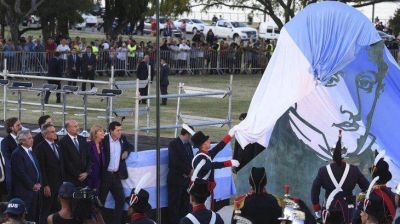 Alberto Fernández suspendió su viaje a Rosario por el Día de la Bandera