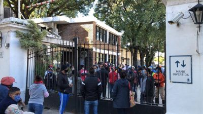 Denuncian que hay unos 500 vareadores 