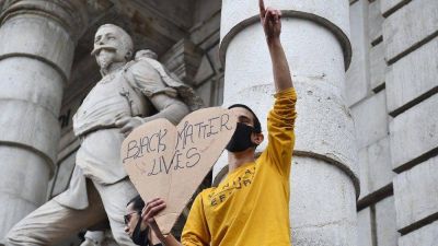 La Santa Sede reitera que la discriminaci�n racial es absolutamente intolerable