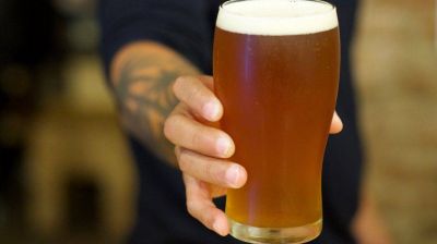 De la pinta a la g�ndola por el coronavirus: la cerveza artesanal se reconvierte para llegar a los supermercados