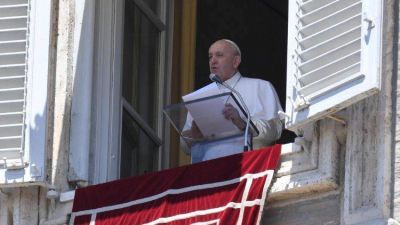 �ngelus: El Papa habla de persecuci�n, hostilidad y sentimiento de abandono