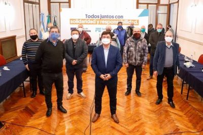Espinoza se reuni� con pastores evang�licos para profundizar las acciones de asistencia