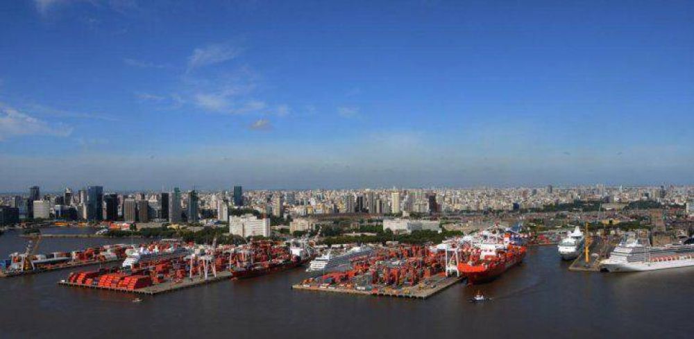 Paraliza al puerto de Buenos Aires un conflicto gremial que amenaza extenderse