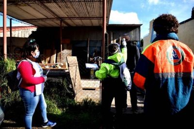 Coronavirus: contin�an los operativos sanitarios en barrios populares de La Plata