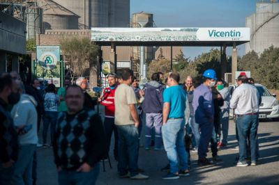 Las organizaciones gremiales aceiteras en conjunto piden la intervenci�n para evitar el vaciamiento de Vicentin