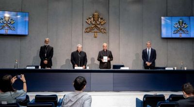 Vaticano publica un nuevo �Directorio para la Catequesis� para la nueva evangelizaci�n