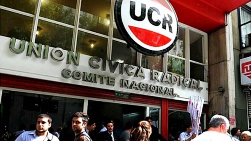 Un sector de la UCR pide el fin de la alianza con el PRO