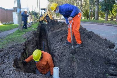 OSSE comenz� con la extensi�n de la red de agua que beneficiaria a m�s 1000 vecinos de Alto Camet