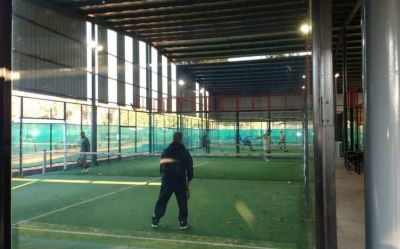 Kicillof se enfureci� y le pedir� a Zamora que eche al funcionario que fue a jugar al Paddle 