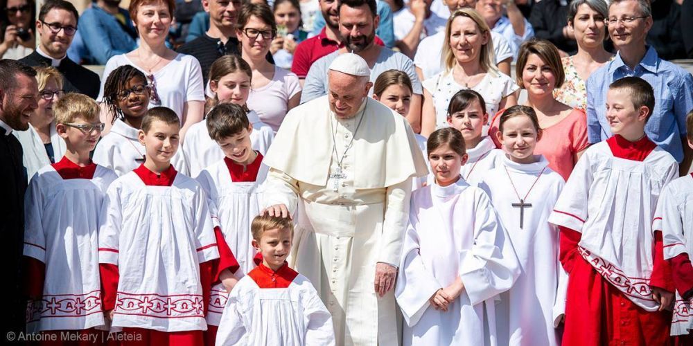 Vacaciones del Papa en medio del bullicio, campamento de nios hospedado en el Vaticano