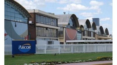 Arcor sale al mercado a buscar $2.500 millones