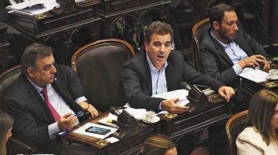 La oposici�n pone en agenda la pandemia econ�mica con proyectos para Pymes, comercios y monotributistas