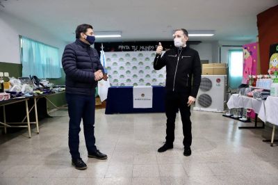 Fernando Gray con Daniel Arroyo en Esteban Echeverr�a