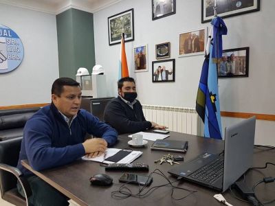 Villegas encabez� encuentro con referentes gremiales de Servicios Especiales