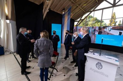 Charla a solas, chocolate caliente y la promesa de evitar el default: el encuentro de Fern�ndez con empresarios